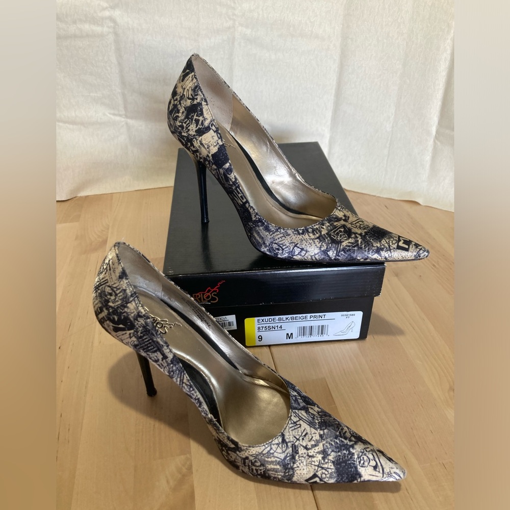 Carlos Santana Exude Black/Beige Print. Women’s Size 9
